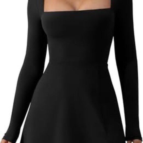 BNWT Womens Long Sleeve Mini Black Dress - Picture 3 of 5